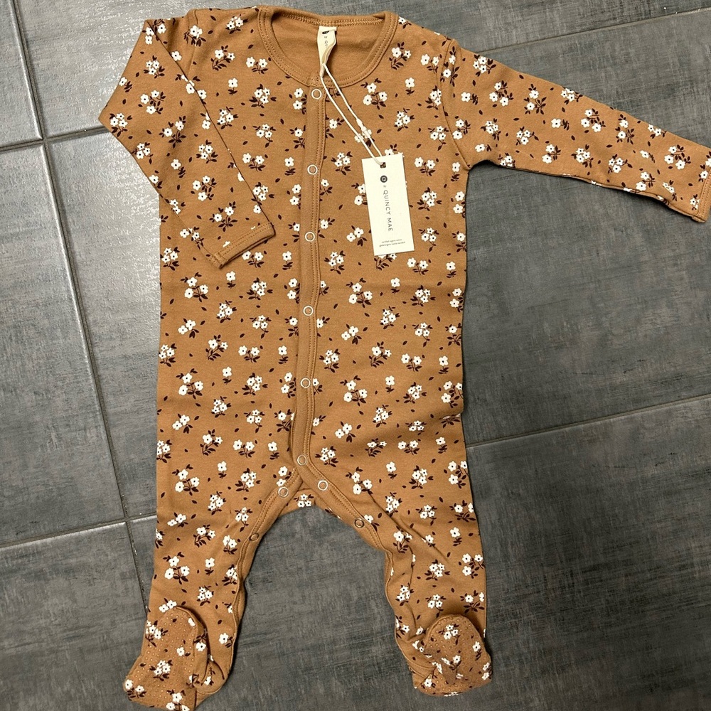 Quincy Mae copper floral footie size 6-12m BNWT